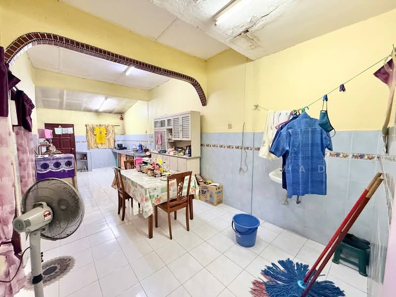 1-storey Terraced House for Sale in Taman Perwira (Telok Panglima Garang) - Wan Azlan Ahmad - PropertyGuru.com.my