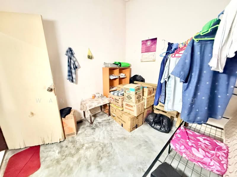 1-storey Terraced House for Sale in Taman Perwira (Telok Panglima Garang) - Wan Azlan Ahmad - PropertyGuru.com.my