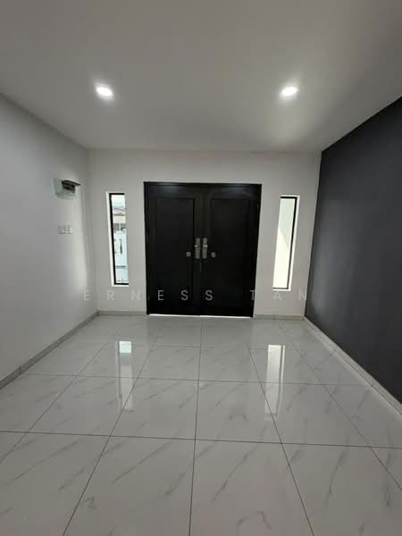 1-storey Terraced House for Sale in Bandar Selesa Jaya (Skudai) - Erness Tan - Entrance - PropertyGuru.com.my
