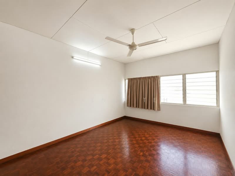 Semi-Detached House for Sale in Island Glades (Jelutong) - SERENEN TEH - Interior - PropertyGuru.com.my