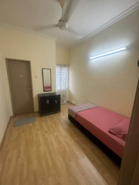 Rumah Teres 2 Tingkat untuk Disewa di Setia Alam (Selangor) - Ryan . - Bedroom - PropertyGuru.com.my