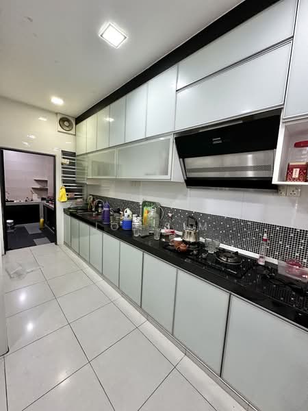 Cluster House for Rent in Taman Daiman Jaya (Kota Tinggi) - Joe Sim - Kitchen - PropertyGuru.com.my