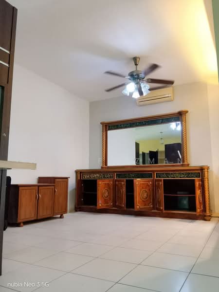 3-storey Terraced House for Sale in Sungai Besi (Kuala Lumpur) - Asyraf Azman - Living Room - PropertyGuru.com.my