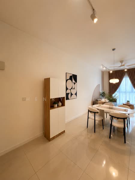 Kondominium untuk Disewa di Skyline KL - Henry Chew - Living Room - PropertyGuru.com.my
