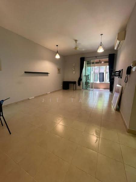 Rumah Bandar untuk Dijual di Petaling Jaya (Selangor) - Jit Tan - PropertyGuru.com.my
