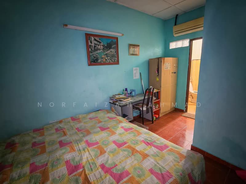 2-storey Terraced House for Sale in TAMAN PUCHONG UTAMA (Puchong) - Norfaizah Ahmad - Bedroom - PropertyGuru.com.my