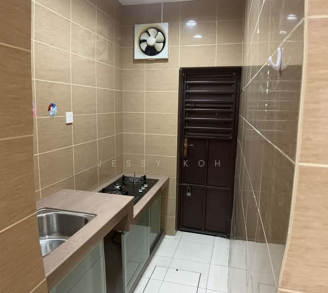 Rumah Teres 2 Tingkat untuk Disewa di Setia Tropika (Johor Bahru) - Jessy Koh - Kitchen - PropertyGuru.com.my