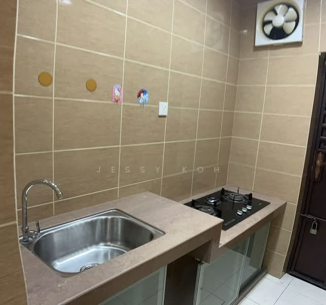 Rumah Teres 2 Tingkat untuk Disewa di Setia Tropika (Johor Bahru) - Jessy Koh - Kitchen - PropertyGuru.com.my