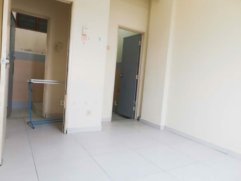 Flat for Sale at Desa Muafakat - Daniel Yong - Interior - PropertyGuru.com.my