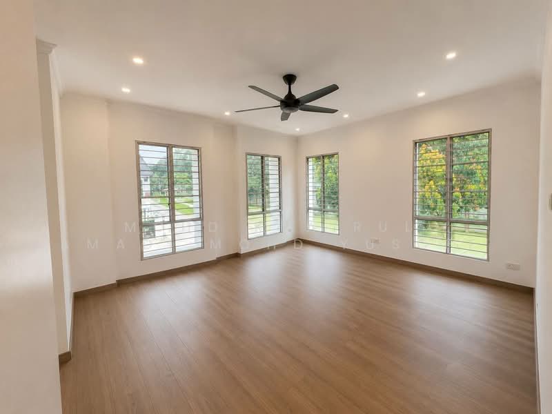 Terraced House for Sale in Putra Avenue (Subang Jaya) - Mohd Khairul Amadi Mohd Yusoff - Living Room - PropertyGuru.com.my