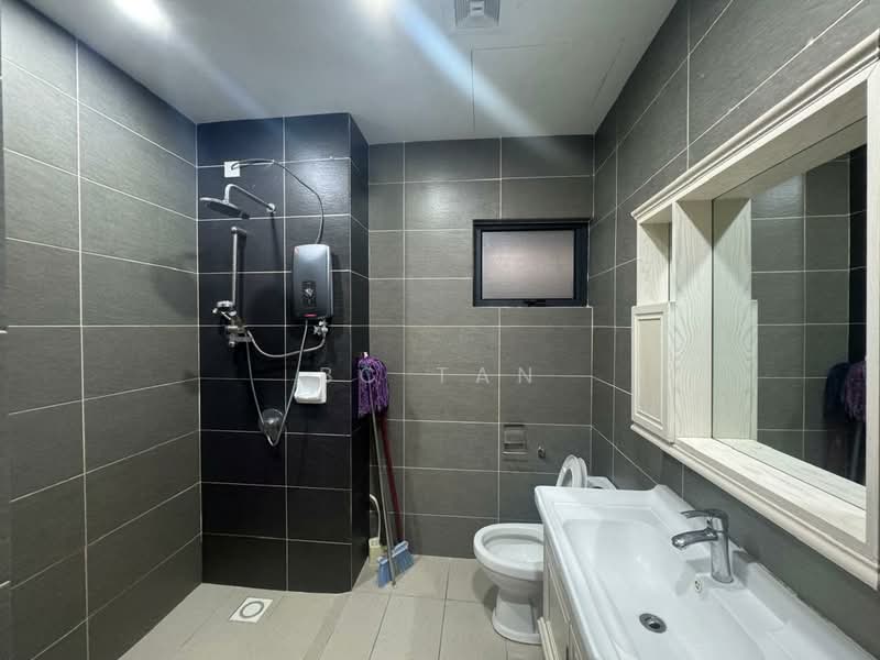 Condominium for Rent at The Henge - BC TAN - Bathroom - PropertyGuru.com.my