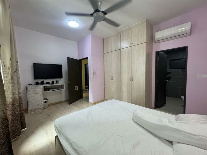 Condominium for Rent at The Henge - BC TAN - Bedroom - PropertyGuru.com.my