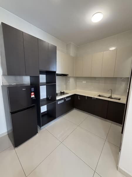Condominium for Rent at Royal Strand @ Country Garden Danga Bay - Alvin Lim - Kitchen - PropertyGuru.com.my