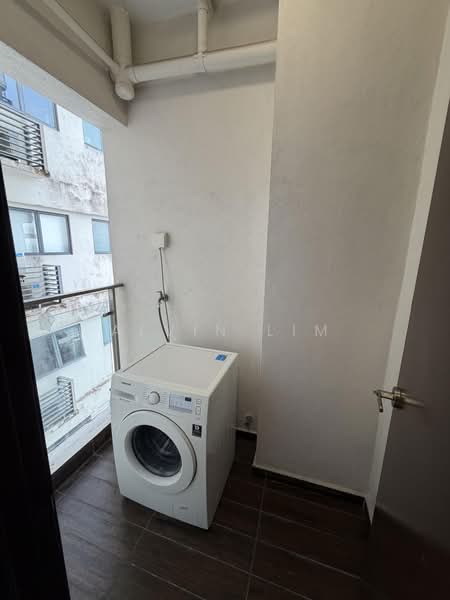 Condominium for Rent at Royal Strand @ Country Garden Danga Bay - Alvin Lim - Balcony - PropertyGuru.com.my