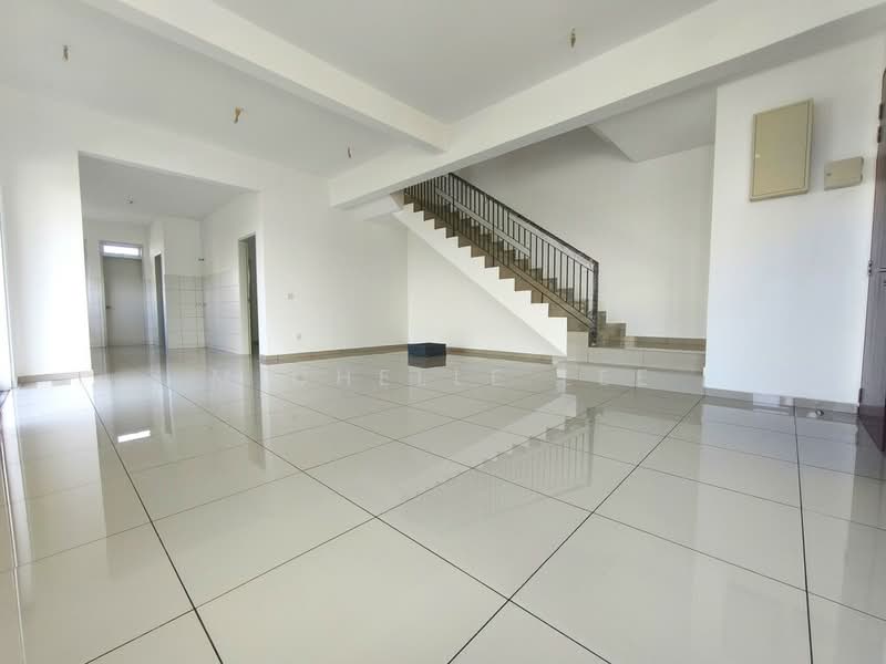 2-storey Terraced House for Sale in Bandar Rimbayu (Telok Panglima Garang) - Michelle Lee - Interior - PropertyGuru.com.my