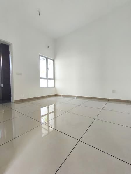 2-storey Terraced House for Sale in Bandar Rimbayu (Telok Panglima Garang) - Michelle Lee - Interior - PropertyGuru.com.my