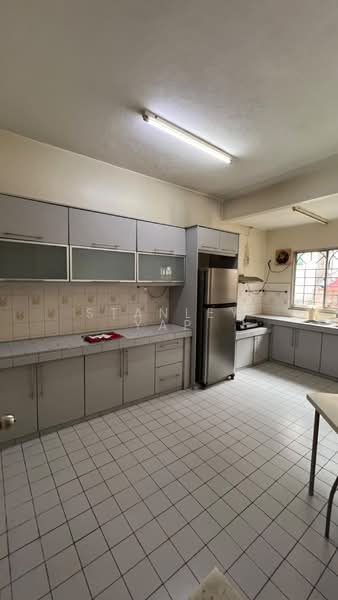 Rumah Teres 2 Tingkat untuk Disewa di Kuchai Lama (Kuala Lumpur) - Stanley Yap - Kitchen - PropertyGuru.com.my