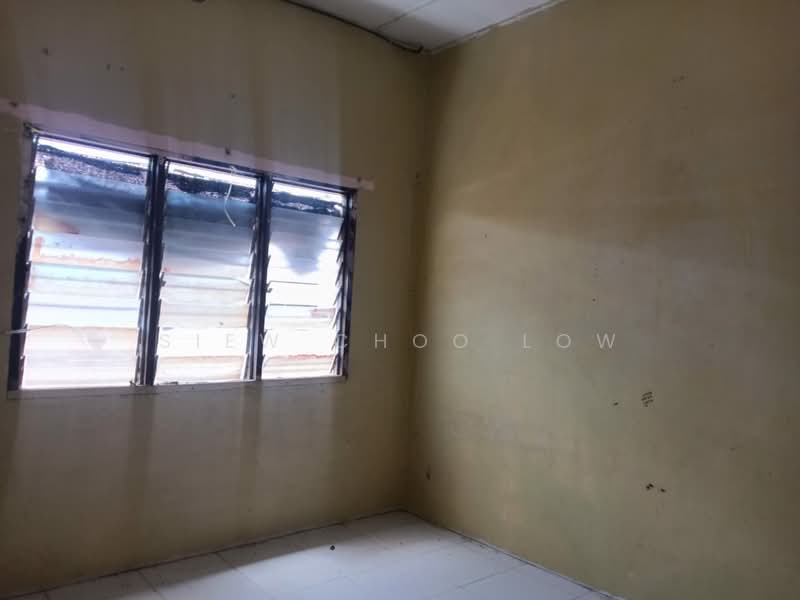 2-storey Terraced House for Sale in Taman Tanjung Minyak (Tanjong Minyak) - Mary Low - Interior - PropertyGuru.com.my