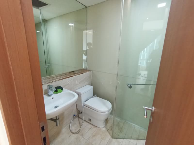 Office for Sale in KLCC (KL City Centre) - Sue Tey - Bathroom - PropertyGuru.com.my