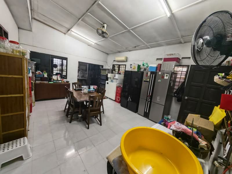 Bungalow for Sale in Taman Skudai Baru (Skudai) - Melinda Ee - Dining Room - PropertyGuru.com.my
