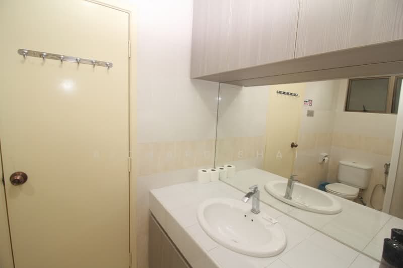 Apartment for Rent at Danga View Apartment - Richard Shai - Bathroom - PropertyGuru.com.my