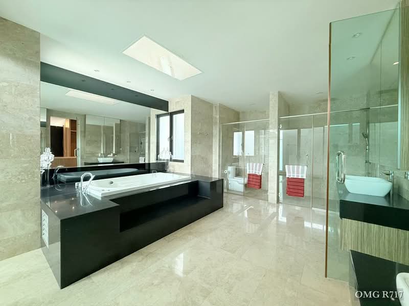 Rumah Teres 3 Tingkat untuk Disewa di Setia Alam (Selangor) - Ryan . - Bathroom - PropertyGuru.com.my