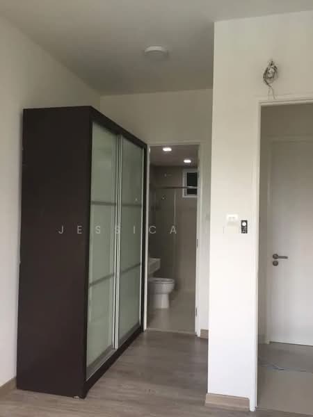 Condominium for Rent at Scenaria @ North Kiara Hills - Jessica Lim - Bathroom - PropertyGuru.com.my