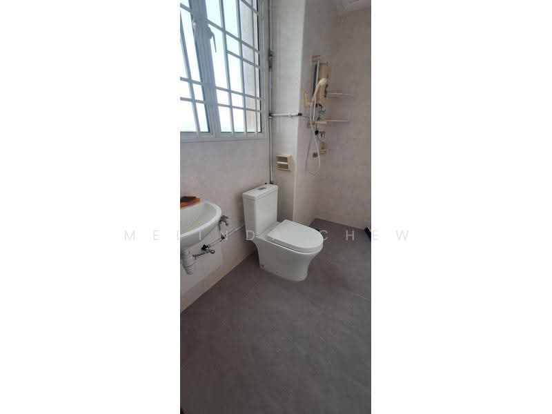 Kondominium untuk Disewa di Regency Heights Condo - Melinda Chew - Bathroom - PropertyGuru.com.my