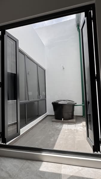 Shop / Office for Rent in Bukit Jambul (Penang) - Winson Ong - PropertyGuru.com.my