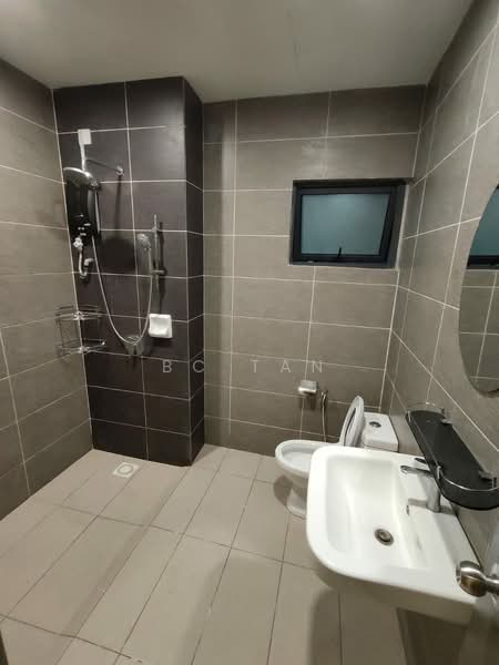 Condominium for Rent at The Henge - BC TAN - Bathroom - PropertyGuru.com.my