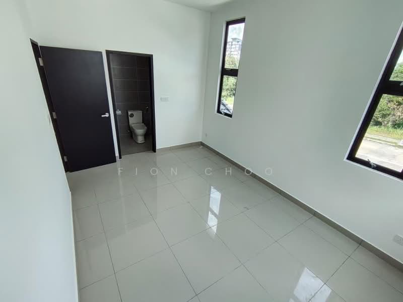 Rumah Teres 2 Tingkat untuk Dijual di Taman Pelangi Indah (Ulu Tiram) - Fion Choo - PropertyGuru.com.my