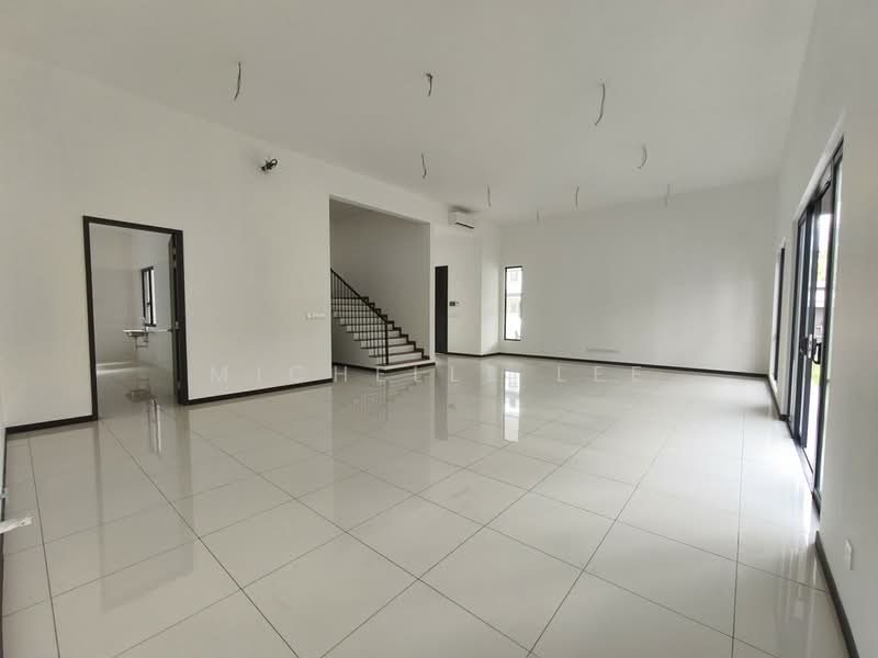 Semi-Detached House for Sale in Telok Panglima Garang (Selangor) - Michelle Lee - Living Room - PropertyGuru.com.my