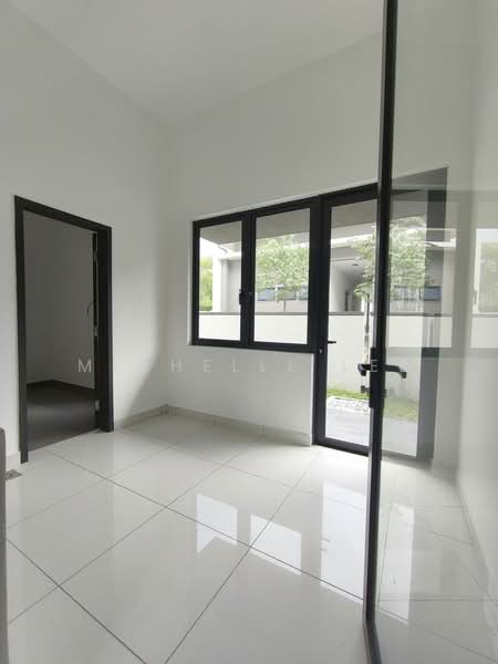 Semi-Detached House for Sale in Telok Panglima Garang (Selangor) - Michelle Lee - Interior - PropertyGuru.com.my