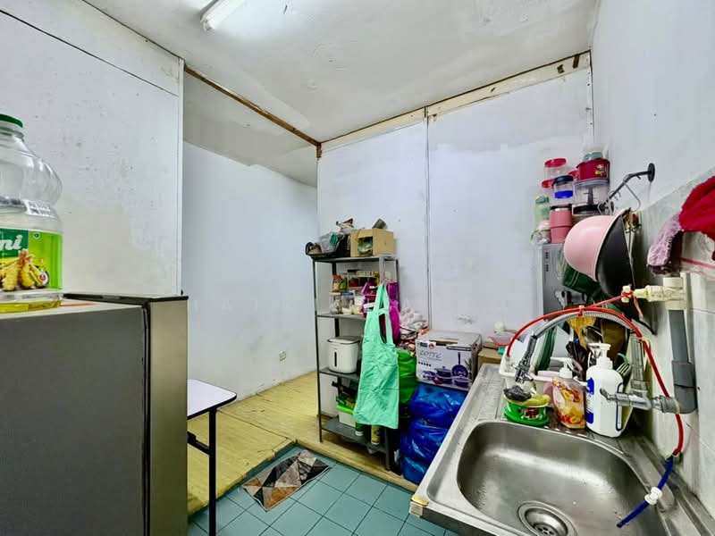 Pangsapuri untuk Dijual di Seri Aman Apartment - Hairi Halim - PropertyGuru.com.my