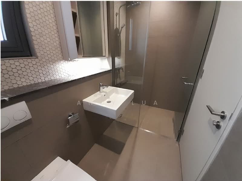 Kediaman Servis untuk Dijual di Lucentia Residences - Andy Lua - Bathroom - PropertyGuru.com.my