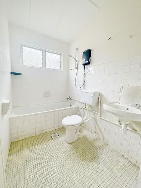 Rumah Teres 2 Tingkat untuk Dijual di Sentul (Kuala Lumpur) - Jack Yap - Bathroom - PropertyGuru.com.my