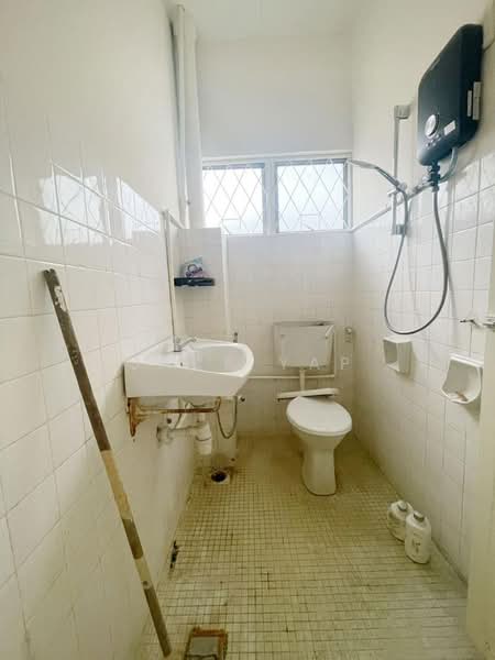 Rumah Teres 2 Tingkat untuk Dijual di Sentul (Kuala Lumpur) - Jack Yap - Bathroom - PropertyGuru.com.my