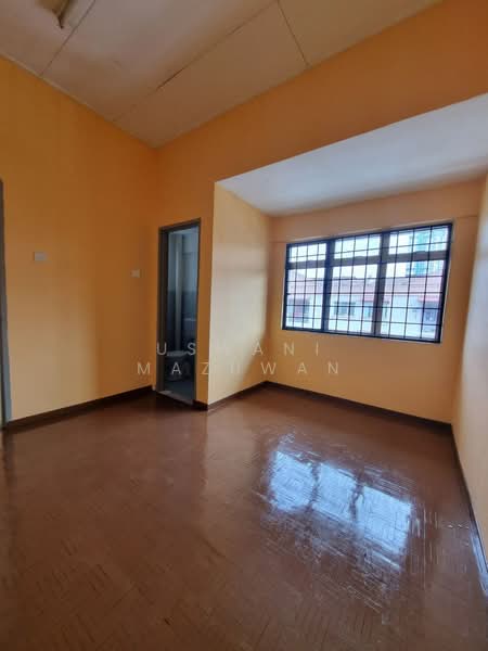 Rumah Flat untuk Dijual di Alpha Arena - Uswani Mazuwan - Interior - PropertyGuru.com.my