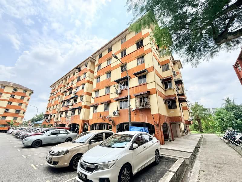 Flat for Sale at Flat PKNS Seksyen 19 - Hairi Halim - PropertyGuru.com.my