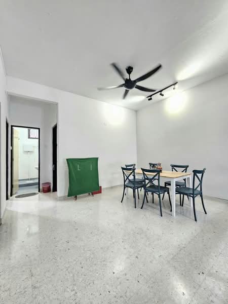 2-storey Terraced House for Sale in Taman Tasek (Johor Bahru) - Melinda Ee - Dining Room - PropertyGuru.com.my