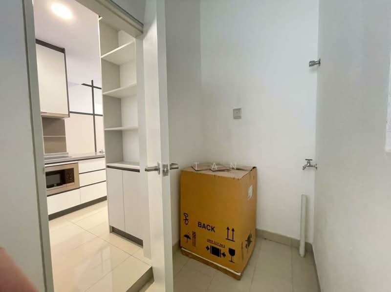 Condominium for Rent at Lakeville Residence - BC TAN - Kitchen - PropertyGuru.com.my