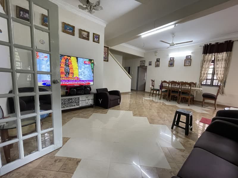 Semi-Detached House for Sale in Puncak Templer (Batu Caves) - MY Loh - Living Room - PropertyGuru.com.my