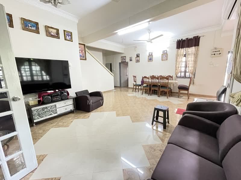 Semi-Detached House for Sale in Puncak Templer (Batu Caves) - MY Loh - Living Room - PropertyGuru.com.my
