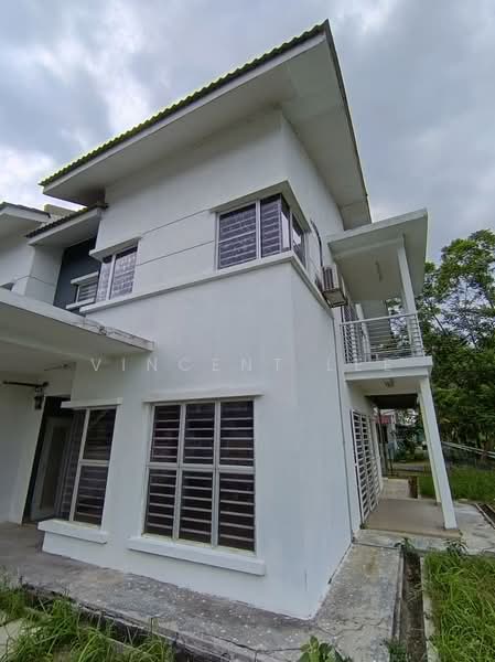Rumah Teres untuk Dijual di Bandar Enstek (Negeri Sembilan) - Vincent Lee - Exterior - PropertyGuru.com.my
