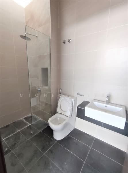 Semi-Detached House for Sale in Eco Sanctuary (Telok Panglima Garang) - Michelle Lee - Bathroom - PropertyGuru.com.my