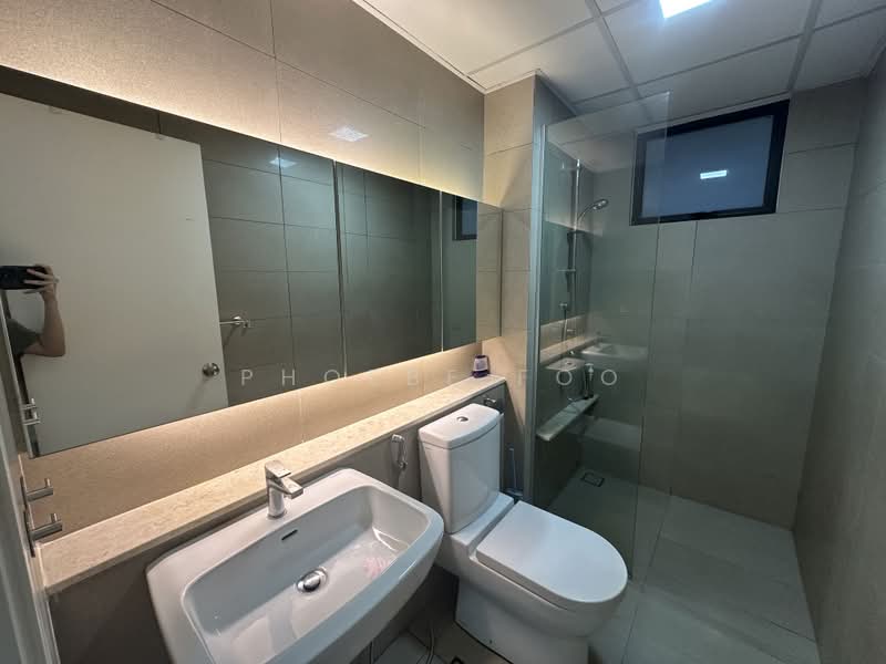 Condominium for Sale at The WaterEdge (Pinggiran Air) - Phoebe Foo - Bathroom - PropertyGuru.com.my
