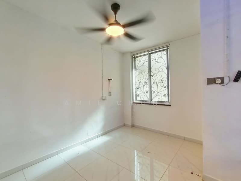 Apartment for Rent at Kings Height - Amie Chong - PropertyGuru.com.my