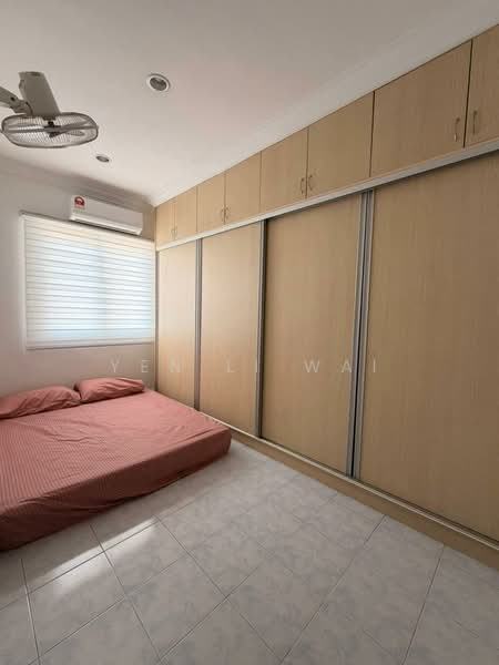 Rumah Teres 2 Tingkat untuk Disewa di Bandar Sunway (Sunway) - YEN LI WAI - Bedroom - PropertyGuru.com.my