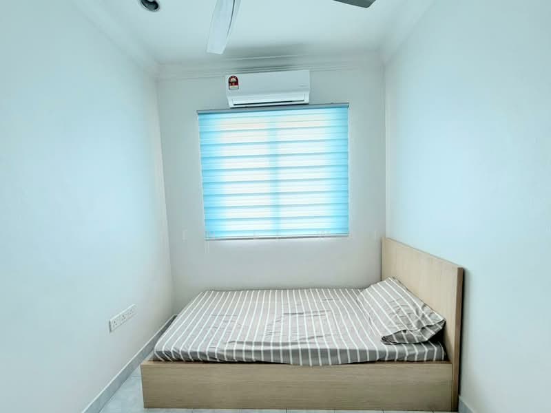 Rumah Teres 2 Tingkat untuk Disewa di Bandar Sunway (Sunway) - YEN LI WAI - Bedroom - PropertyGuru.com.my
