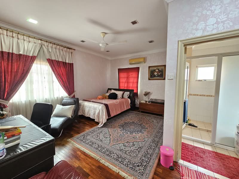 Bungalow for Sale in Ampang Jaya (Ampang) - Echo Ng - Bedroom - PropertyGuru.com.my